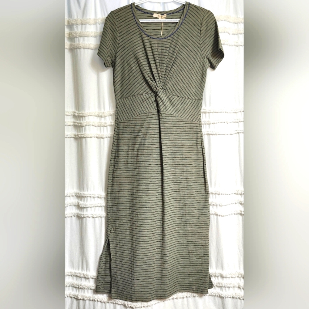 NWT,Striped Knot Front Dress, with side Slits!.PRICE IS FIRM.
